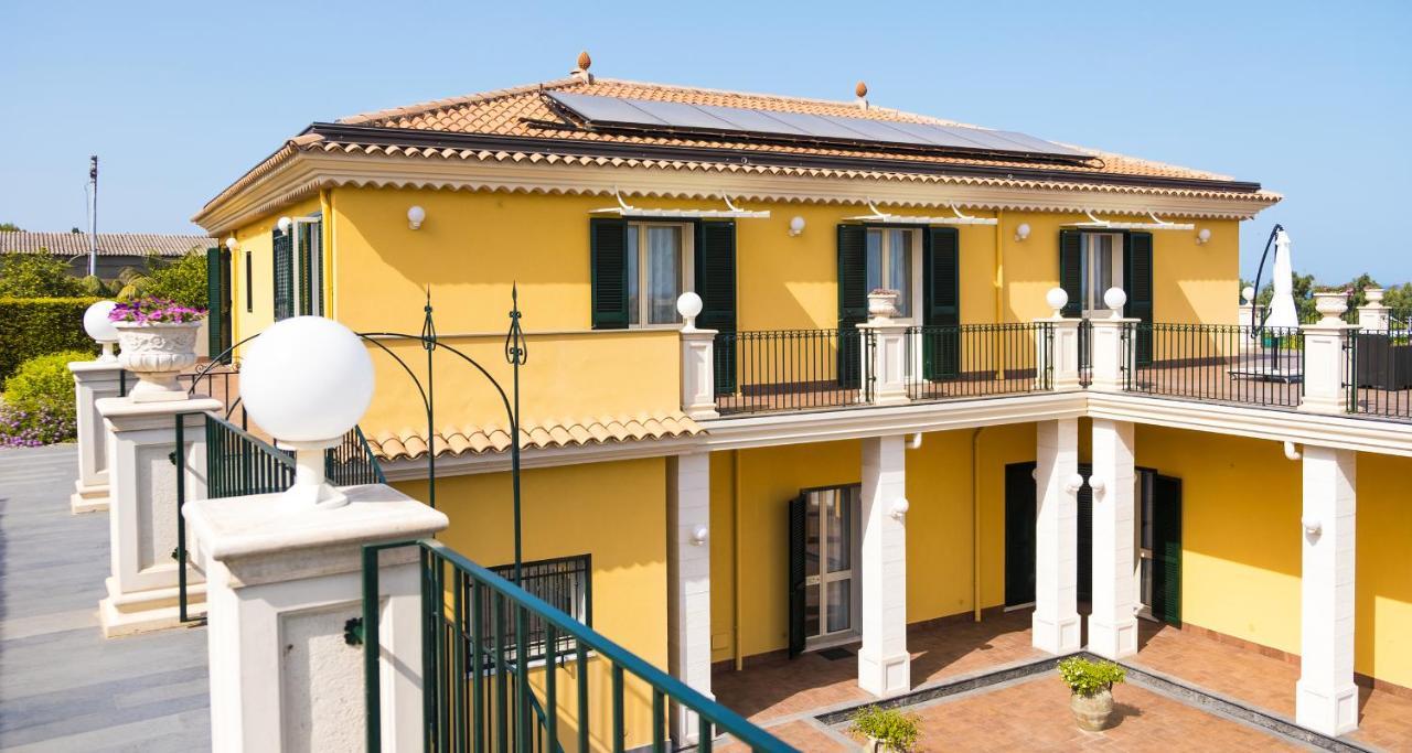 Zahra Agriturismo Acireale Exterior photo