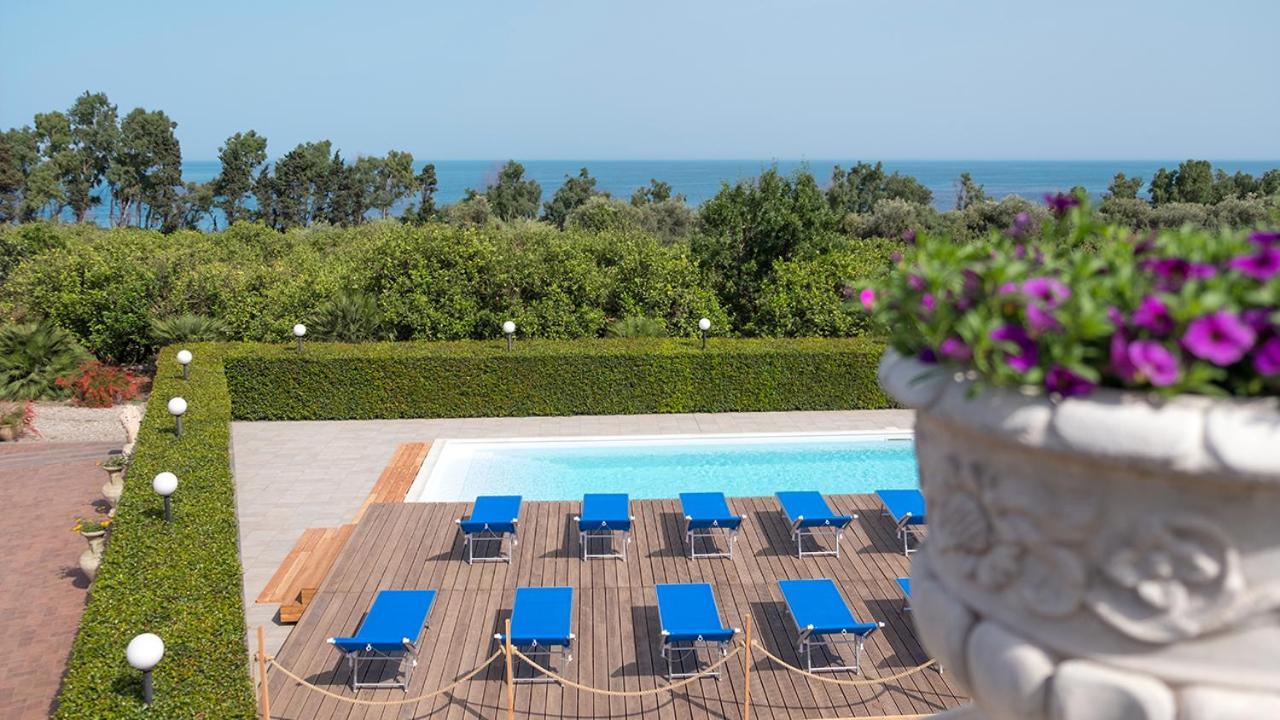 Zahra Agriturismo Acireale Exterior photo